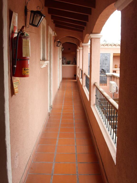 Hostal Terrazas Del San Bernardo Salta Exterior photo