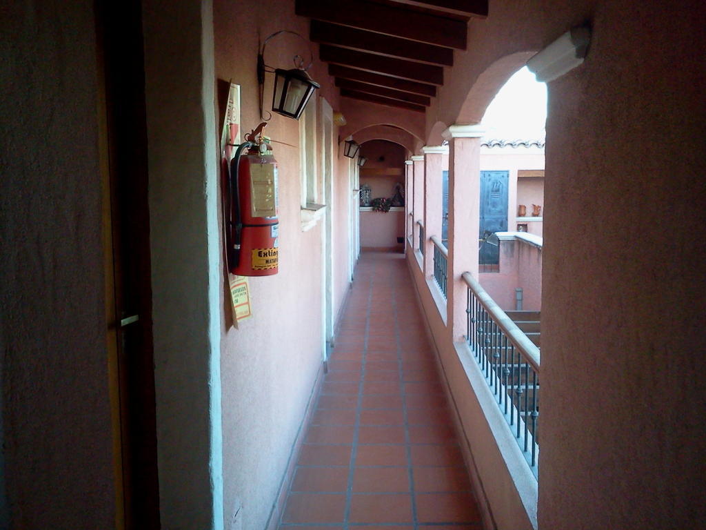 Hostal Terrazas Del San Bernardo Salta Exterior photo